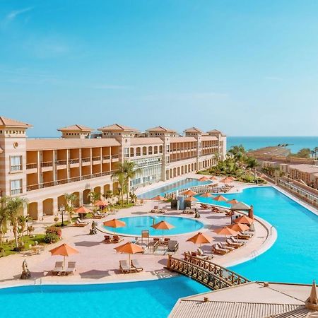 Coral Sea Beach And Aqua Park Айн Сохна Екстериор снимка